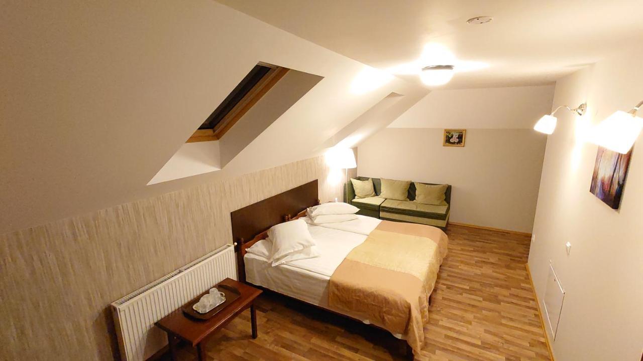 Pensiunea Musatinii Gasthof Putna (Suceava)