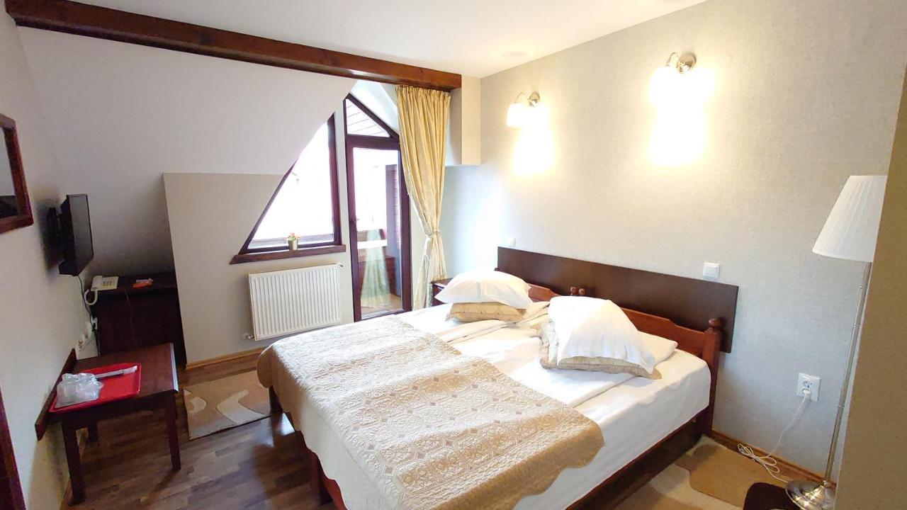 Pensiunea Musatinii Guest house Putna (Suceava)