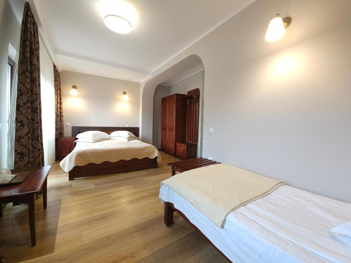 Pensiunea Musatinii Guest house